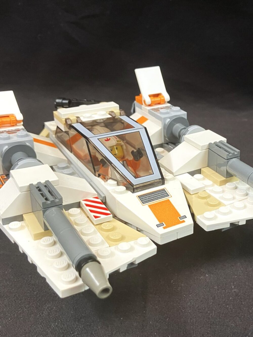 #4500 - Star Wars Rebel Snowspeeder with Instruction Booklet - 2004